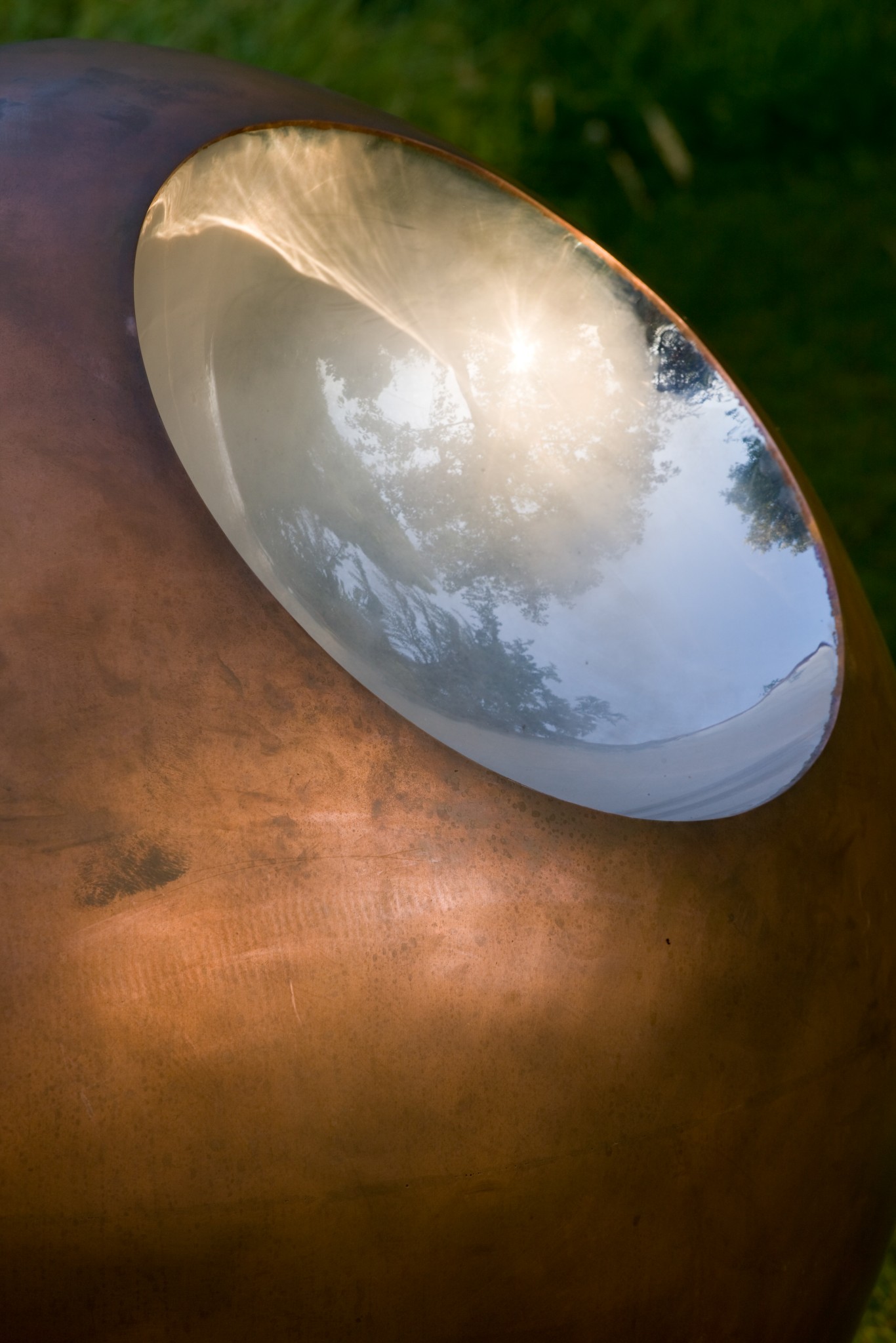 Bite modern garden art